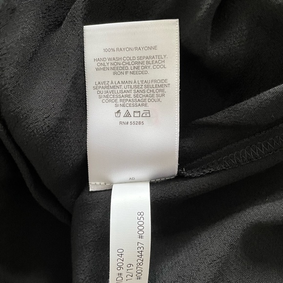 NWOT Size XXS EXPRESS Black wrap maxi dress - Picture 4 of 5